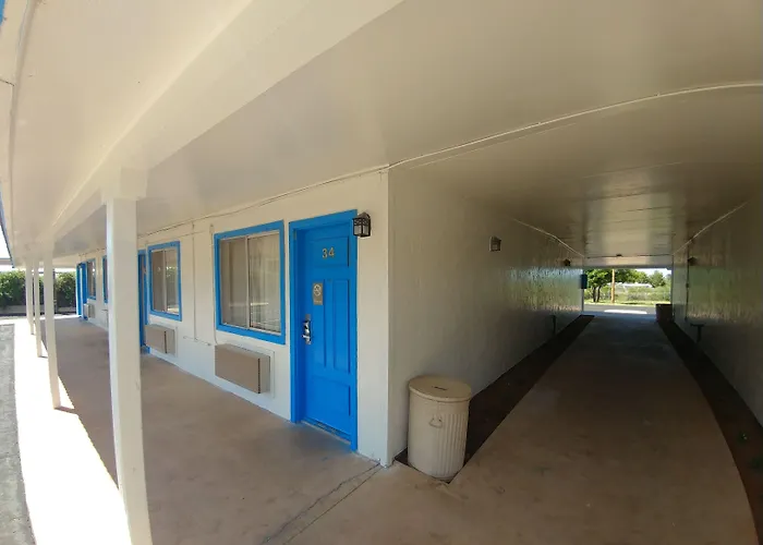 Motel Magnuson *