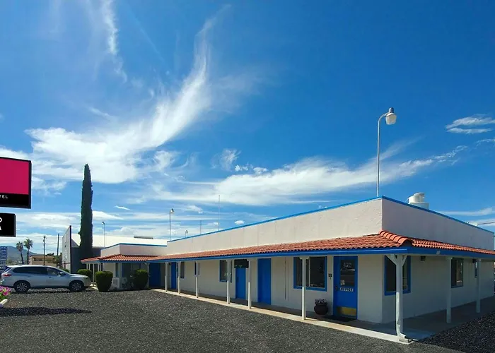 Magnuson Motel *