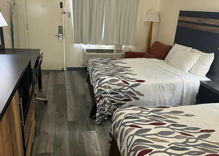 Magnuson Motel *